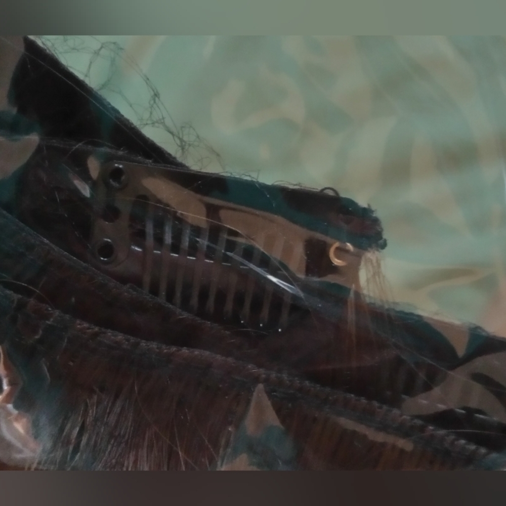 Hair Extensions - Picture 2 of 3